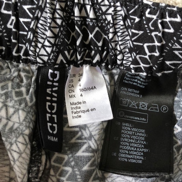 ❌SOLD❌Shorts - Picture 2 of 2